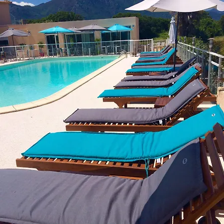 Orizonte 호텔 세르비온